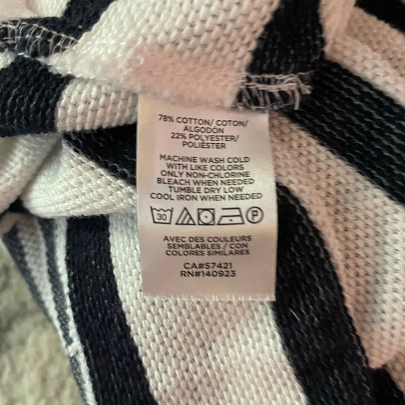 Loft Outlet Women’s Off the Shoulder Shirt - Picture 4 of 4